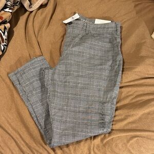 women’s Gray Checkered Pants